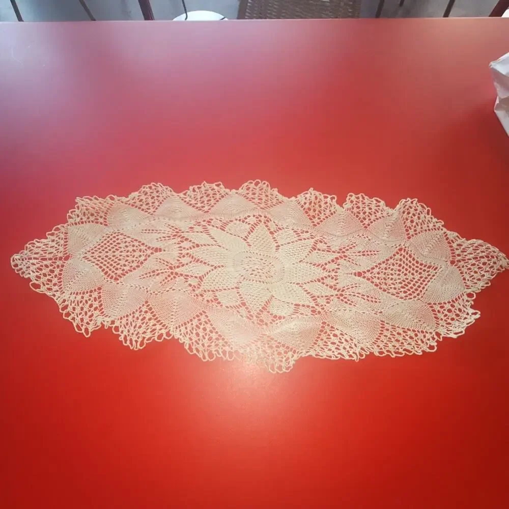 Vintage Italian Floral Lace Table Runner Cream Crochet Shabby Chic Cottagecore